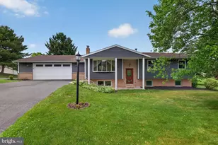 807 Lancelot Ave, Mechanicsburg, PA 17055 - Photo 1