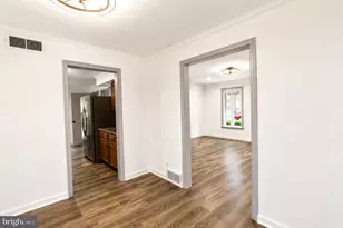 5221 Meadowbrook Dr, Mechanicsburg, PA 17050 - Photo 10