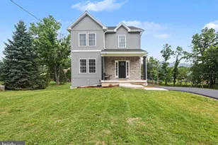 12 Oak Ln, Mechanicsburg, PA 17050 - Photo 2