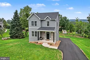 12 Oak Ln, Mechanicsburg, PA 17050 - Photo 1