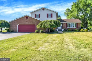 235 Ridge Hill, Mechanicsburg, PA 17050 - Photo 1