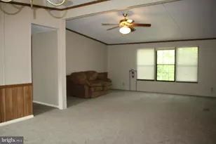 1 Larken Ln, Mount Holly Springs, PA 17065 - Photo 4