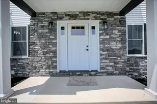 6 Suebecca Dr, Carlisle, PA 17013 - Photo 4