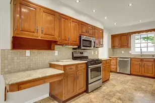 470 Woodcrest Dr, Mechanicsburg, PA 17050 - Photo 12