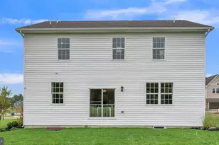 40 Bennington Wy, Carlisle, PA 17013 - Photo 2