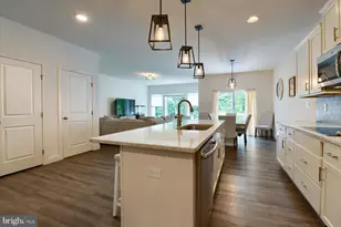 2 Woods Dr, Camp Hill, PA 17011 - Photo 8