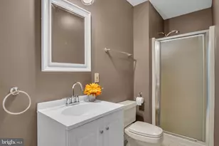 1103 Saffron Dr, Mechanicsburg, PA 17050 - Photo 16