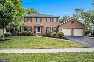 1103 Saffron Dr, Mechanicsburg, PA 17050 - Photo 2