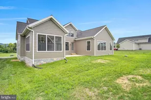 259 Breeches Run, Boiling Springs, PA 17007 - Photo 2