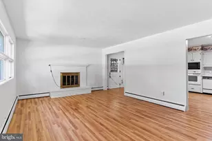 902 Apple Dr, Mechanicsburg, PA 17055 - Photo 4