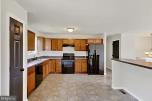 207 Pike Ct, Shippensburg, PA 17257 - Photo 8