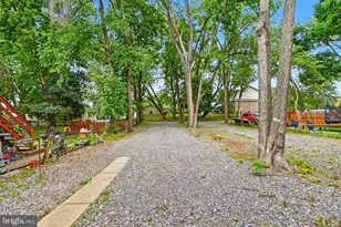 328 N College St, Carlisle, PA 17013 - Photo 52