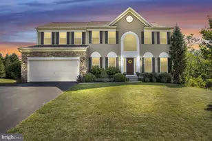 4161 Birchwood Ln, Mechanicsburg, PA 17055 - Photo 2