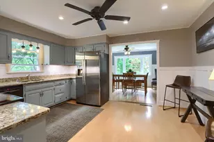 1700 Fairmont Dr, Mechanicsburg, PA 17055 - Photo 16