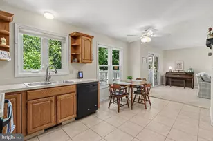37 Royal Palm Dr, Mechanicsburg, PA 17050 - Photo 12