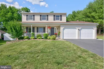 864 Hawthorn Avenue, Mechanicsburg, PA 17055 - Photo 1