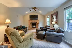50 Bourbon Red Dr, Mechanicsburg, PA 17050 - Photo 18