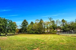 2143 Newville Rd, Carlisle, PA 17015 - Photo 2