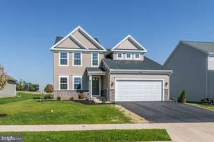 905 Fairfield Ln, Shippensburg, PA 17257 - Photo 1