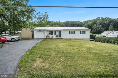 28 Mountain Street, Mount Holly Springs, PA 17065 - Photo 2