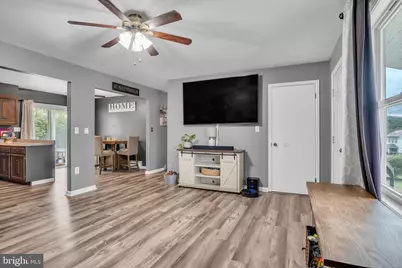 28 Mountain Street, Mount Holly Springs, PA 17065 - Photo 6