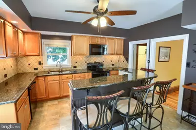 9 S Washington Street, Mechanicsburg, PA 17055 - Photo 10
