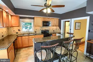 9 S Washington St, Mechanicsburg, PA 17055 - Photo 10