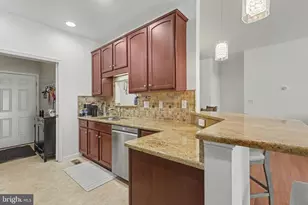 224 Aldenwood Dr, Carlisle, PA 17015 - Photo 12