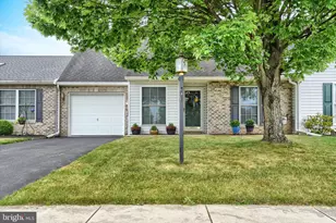 38 Ridgeway Dr, Mechanicsburg, PA 17050 - Photo 1