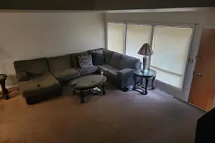 107 Winston Dr, Mechanicsburg, PA 17055 - Photo 2