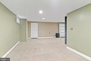 621 W Main St, Mechanicsburg, PA 17055 - Photo 28