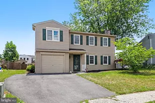 6 Kingswood Dr, Mechanicsburg, PA 17055 - Photo 1