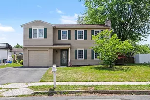 6 Kingswood Dr, Mechanicsburg, PA 17055 - Photo 2