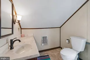 226 E King St, Shippensburg, PA 17257 - Photo 22