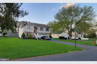 904 Nixon Drive, Mechanicsburg, PA 17055 - Photo 2