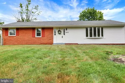 597 Magaro Rd, Enola, PA 17025 - Photo 2