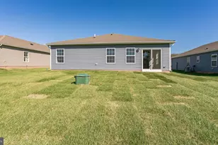 41 Bennington Wy, Carlisle, PA 17013 - Photo 2