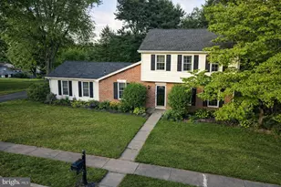 5269 Meadowbrook Dr, Mechanicsburg, PA 17050 - Photo 6