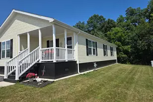 300 Oriole Dr, Carlisle, PA 17013 - Photo 2