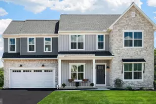 130 S Mountain Dr, Carlisle, PA 17013 - Photo 1