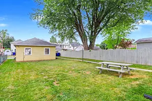 105 E Keller St, Mechanicsburg, PA 17055 - Photo 16