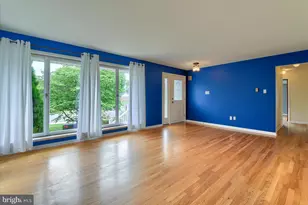 800 Redwood Dr, Carlisle, PA 17013 - Photo 10