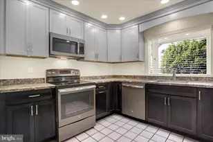 555 S 3rd St, Lemoyne, PA 17043 - Photo 20