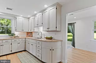 39 Red Tank Rd, Boiling Springs, PA 17007 - Photo 6