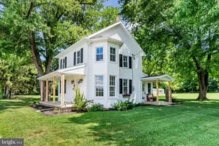 39 Red Tank Rd, Boiling Springs, PA 17007 - Photo 2