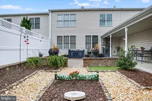 3 Jamestown Square, Mechanicsburg, PA 17050 - Photo 30
