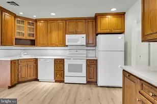 415 Pawnee Dr, Mechanicsburg, PA 17050 - Photo 8