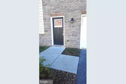 921 Admirals Quay Drive, Mechanicsburg, PA 17050 - Photo 2