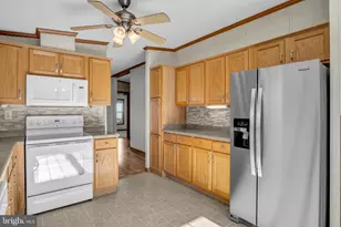 16 Orchard Ave, Carlisle, PA 17015 - Photo 8