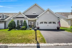 221 Loyal Dr, Mechanicsburg, PA 17050 - Photo 2